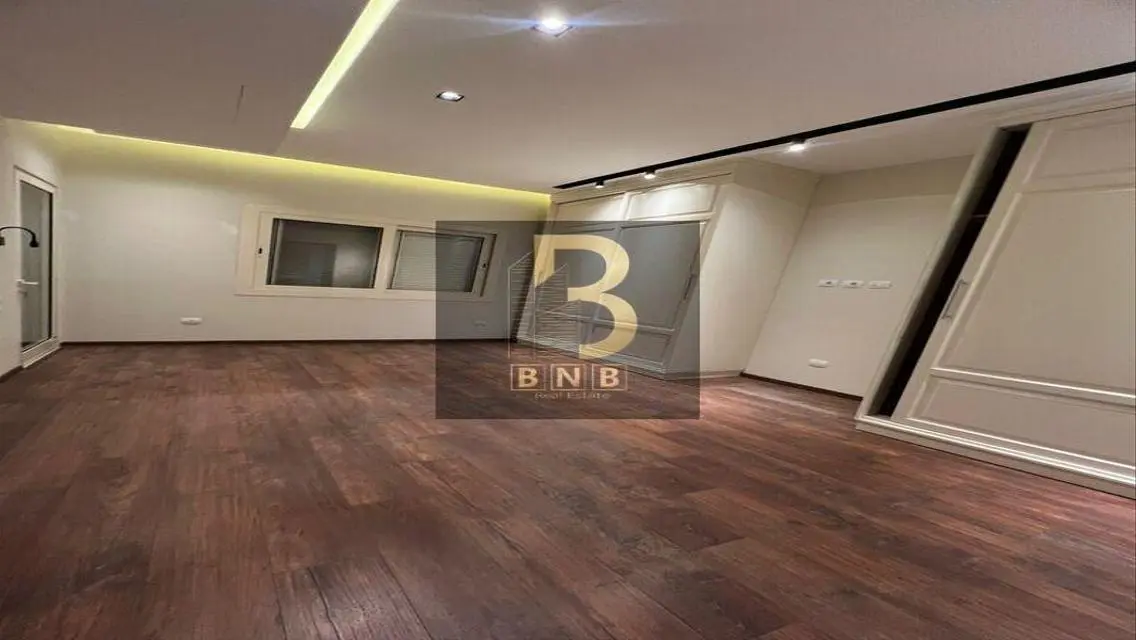 Luxurious 4 Bedroom Apartment for Sale in Ghada