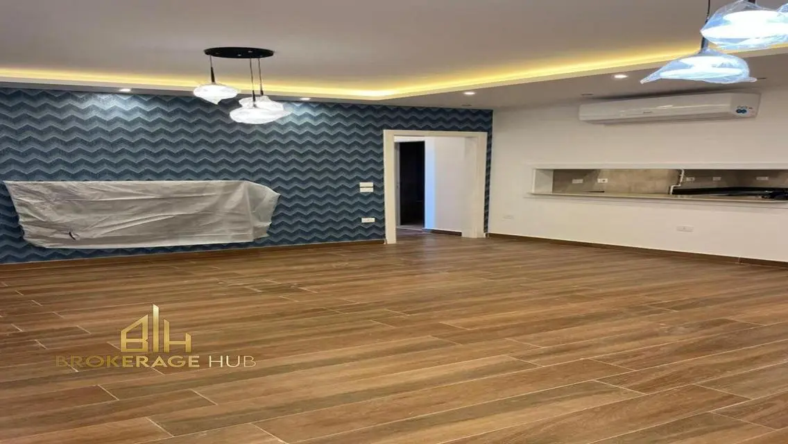 Beautiful Apartment for Rent by the Lakes