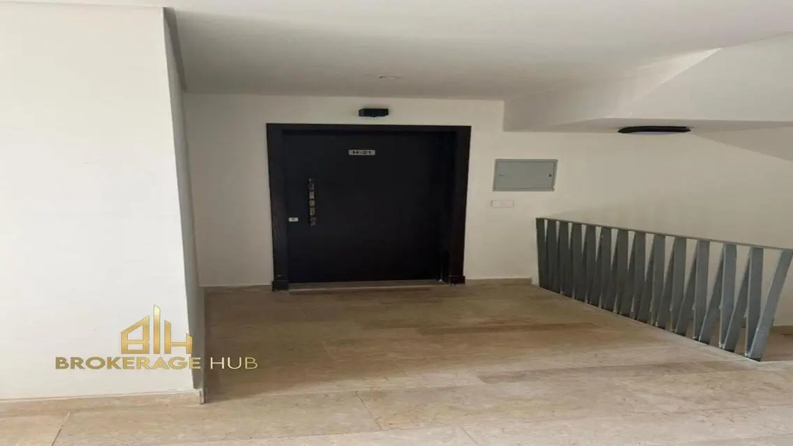 Beautiful Apartment for Rent by the Lakes