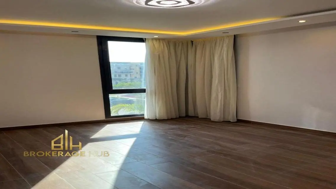 Beautiful Apartment for Rent by the Lakes