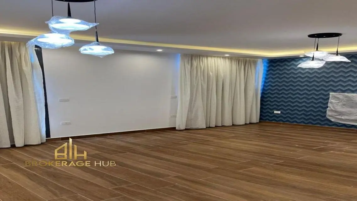 Beautiful Apartment for Rent by the Lakes