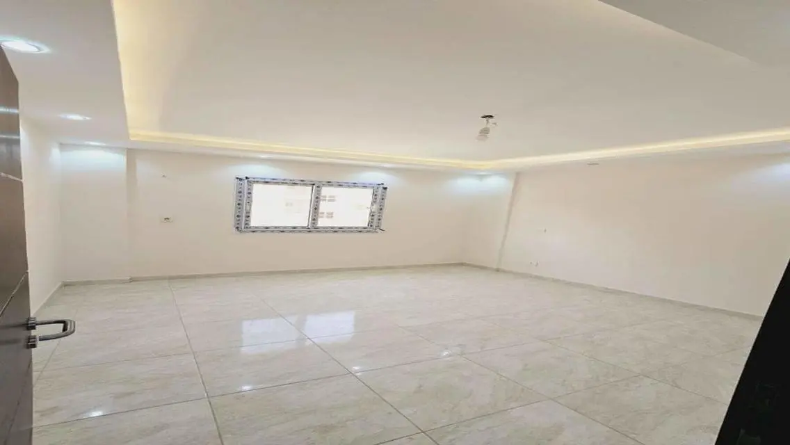 Luxury Apartment in B6 with Security and Stunning View