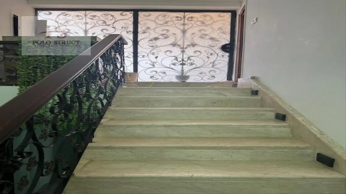Luxurious Villa for Sale with Spacious Layout