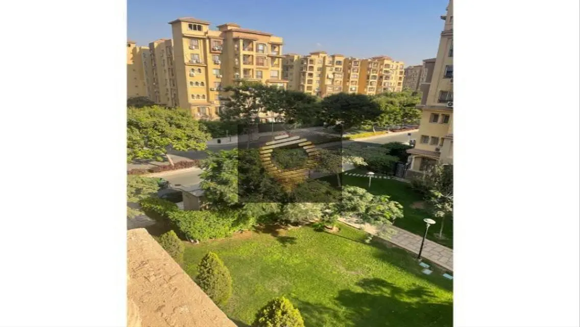 Luxury Apartment in Open-Air Mall -107-B1