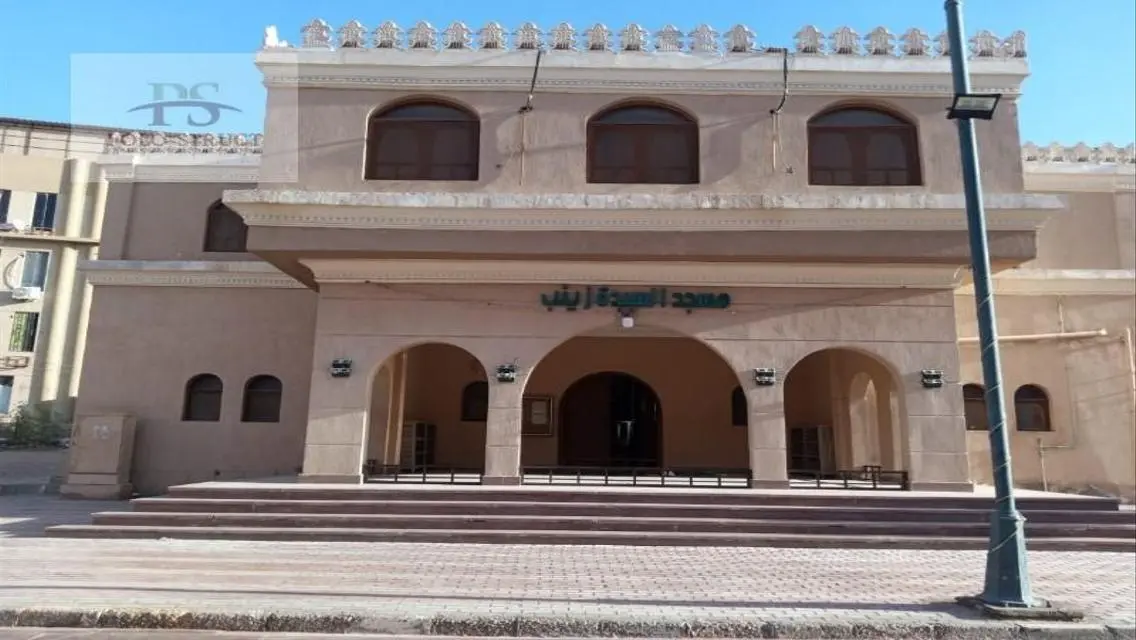 شقة فاخرة 600 متر مع حديقة خاصة وإطلالة على البحيرات