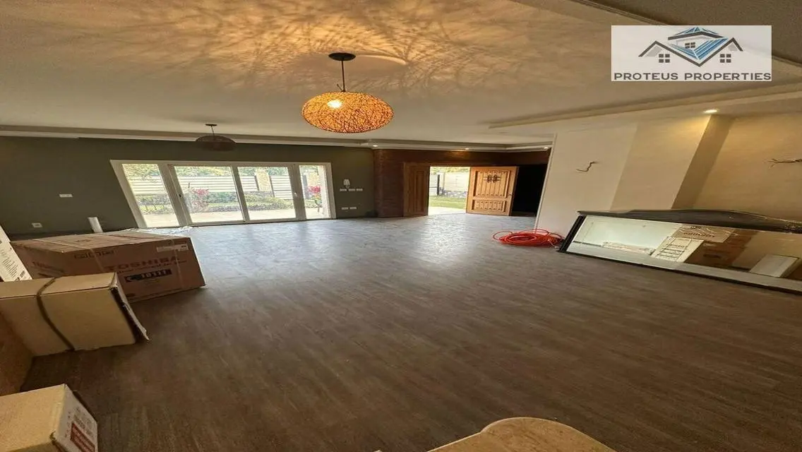 Luxury Apartment of 256 Square Meters in a Prime Location