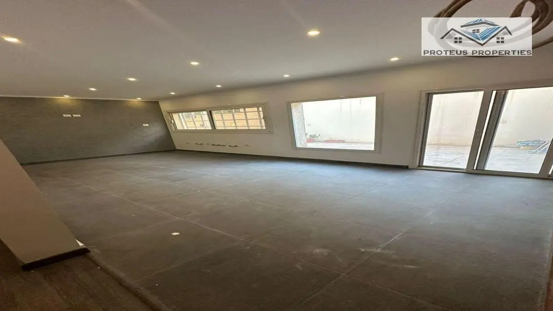 Luxury Apartment of 256 Square Meters in a Prime Location
