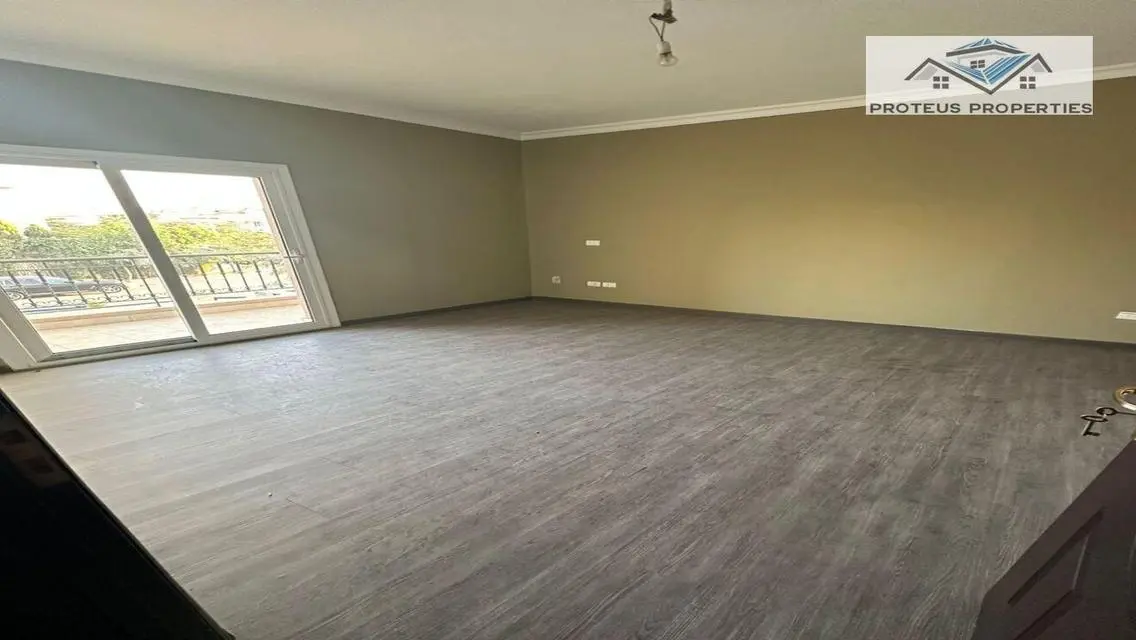 Luxury Apartment of 256 Square Meters in a Prime Location