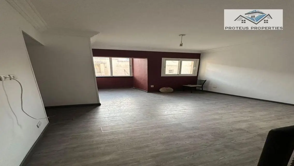 Luxury Apartment of 256 Square Meters in a Prime Location