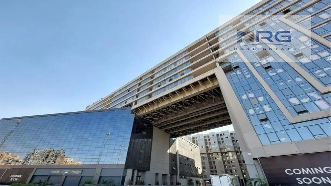 Luxury Apartment with Shared Pool in MRG