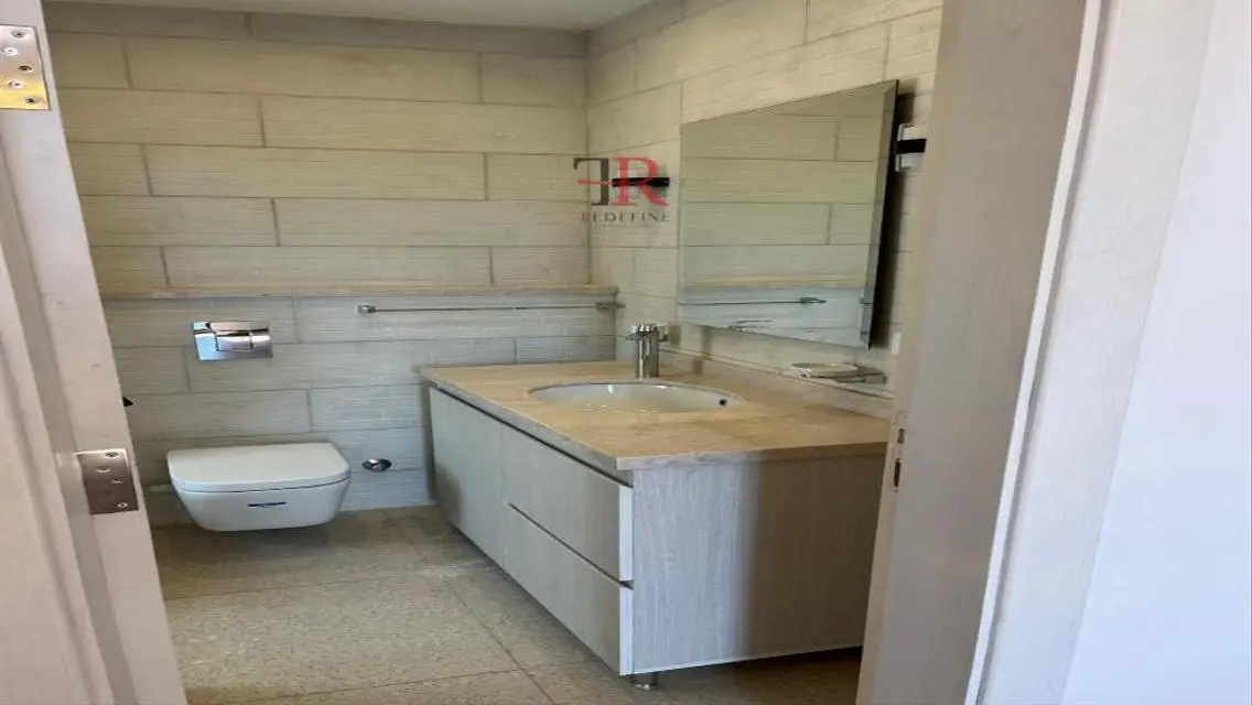 Luxury Apartment for Rent in Eastown