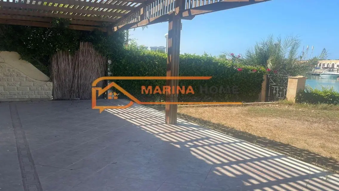 Luxury Villa for Sale in Marina 5