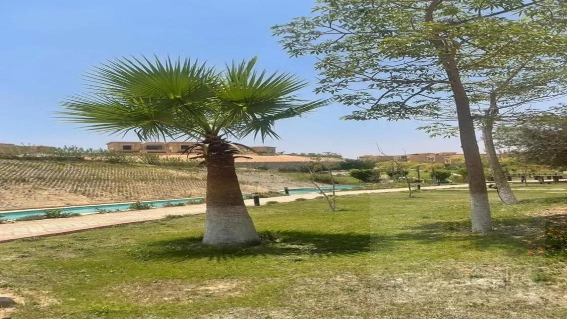 Luxury Villa for Sale with Private Garden in Premier Location