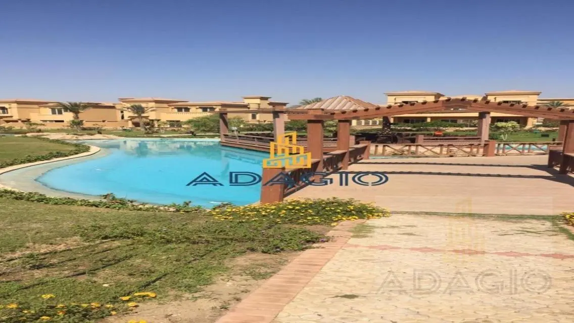 Luxury Villa for Sale with Private Garden in Premier Location