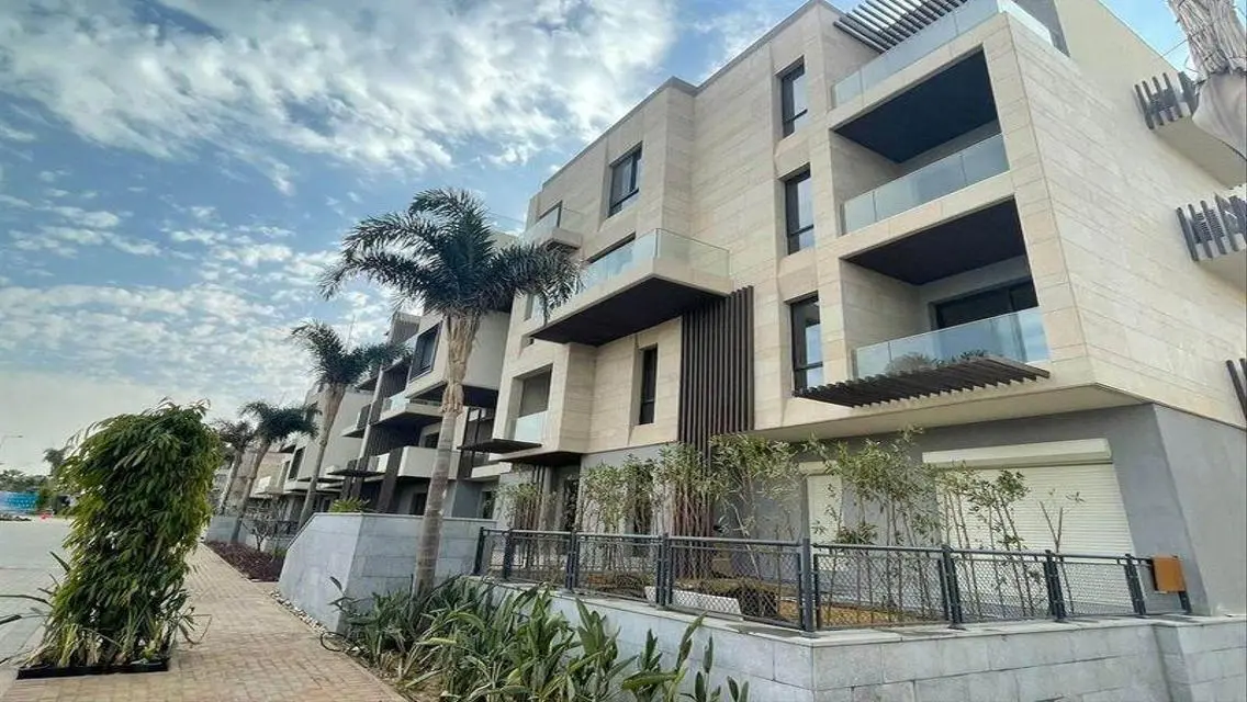 Luxury Villa for Sale with 500 sqm Space