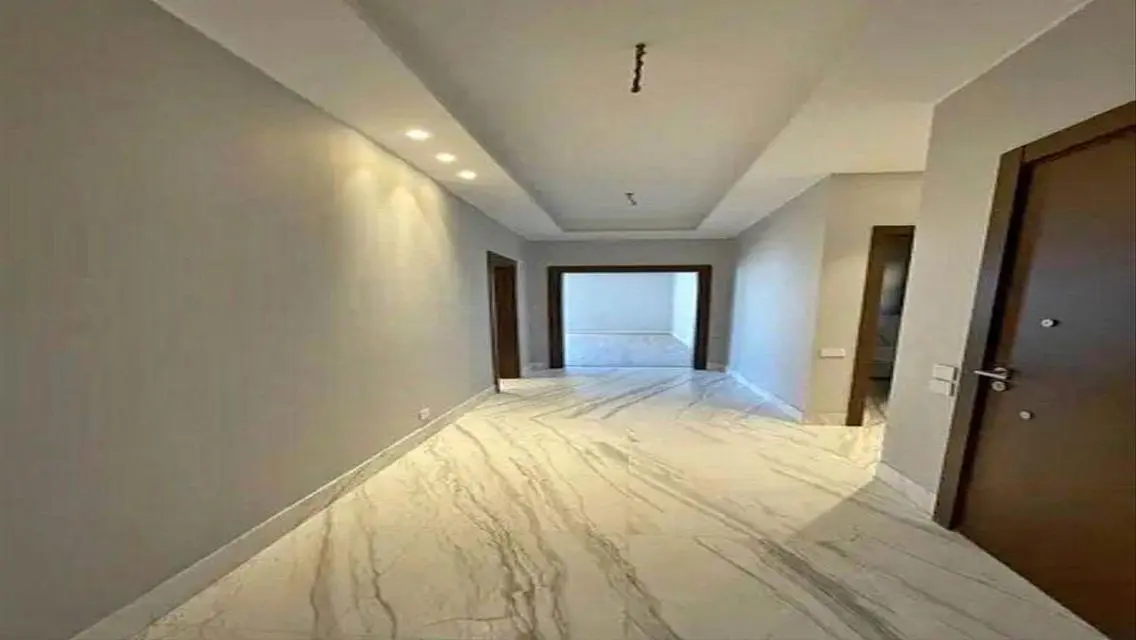 Luxury Villa for Sale with 500 sqm Space