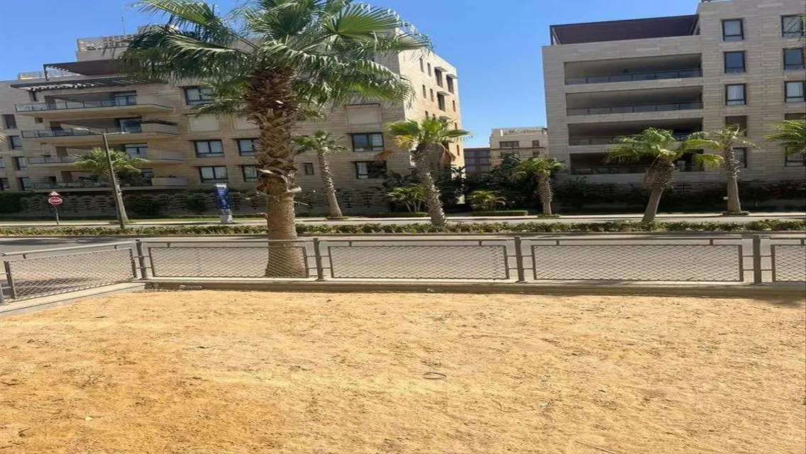 Luxury Villa for Sale with 500 sqm Space