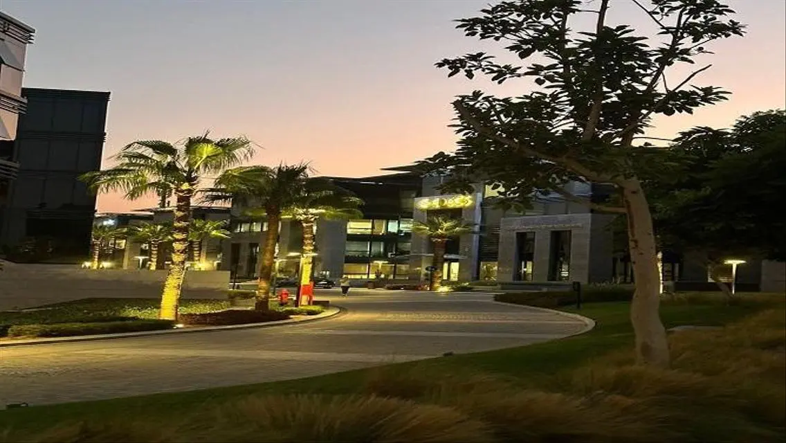 Office in Cairo Business Park - Spacious and Modern Features