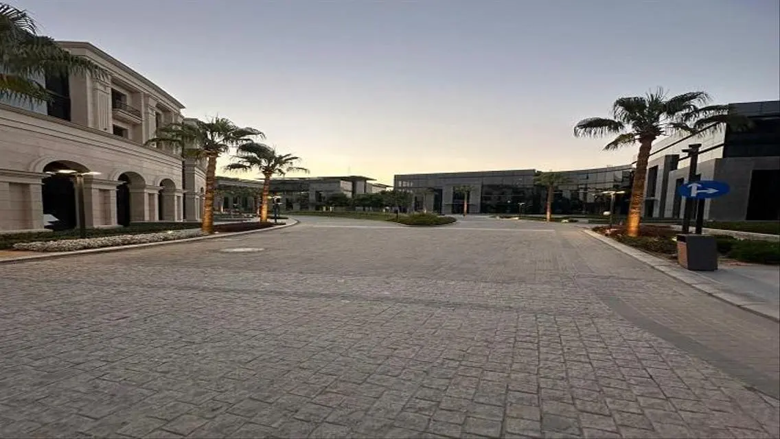 Office in Cairo Business Park - Spacious and Modern Features