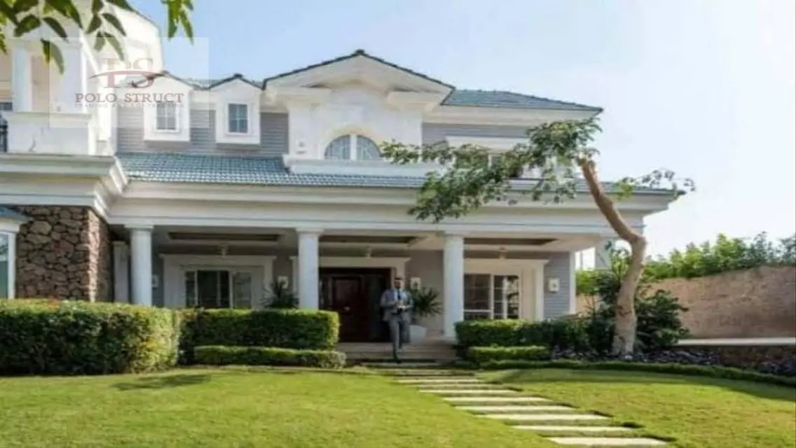 Luxurious Palace with Stunning Views in a Prime Location