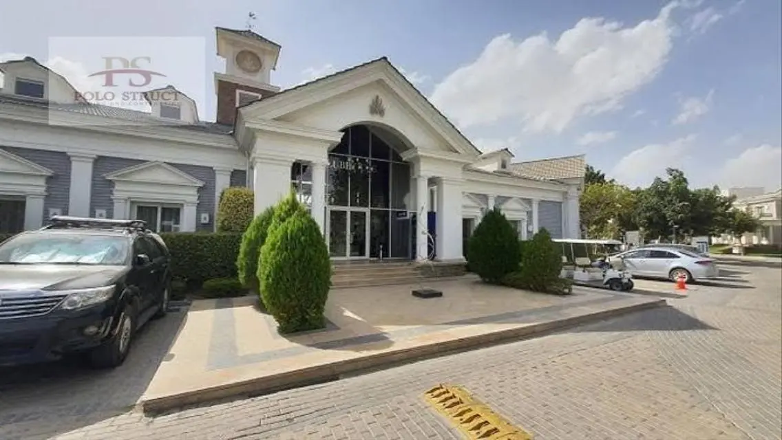 Luxurious Palace with Stunning Views in a Prime Location