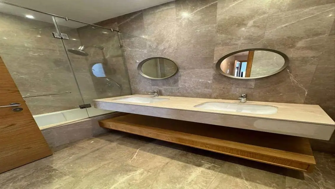 Luxury Apartment of 240 sqm in Club S