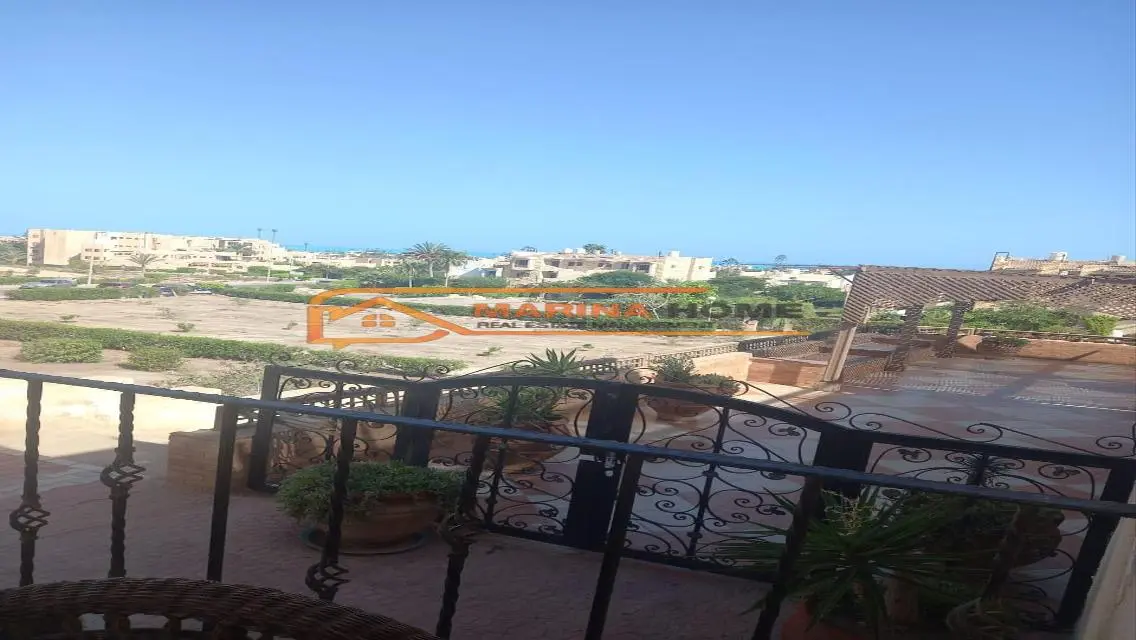 Luxurious Apartment in Marina 1 with Sea View