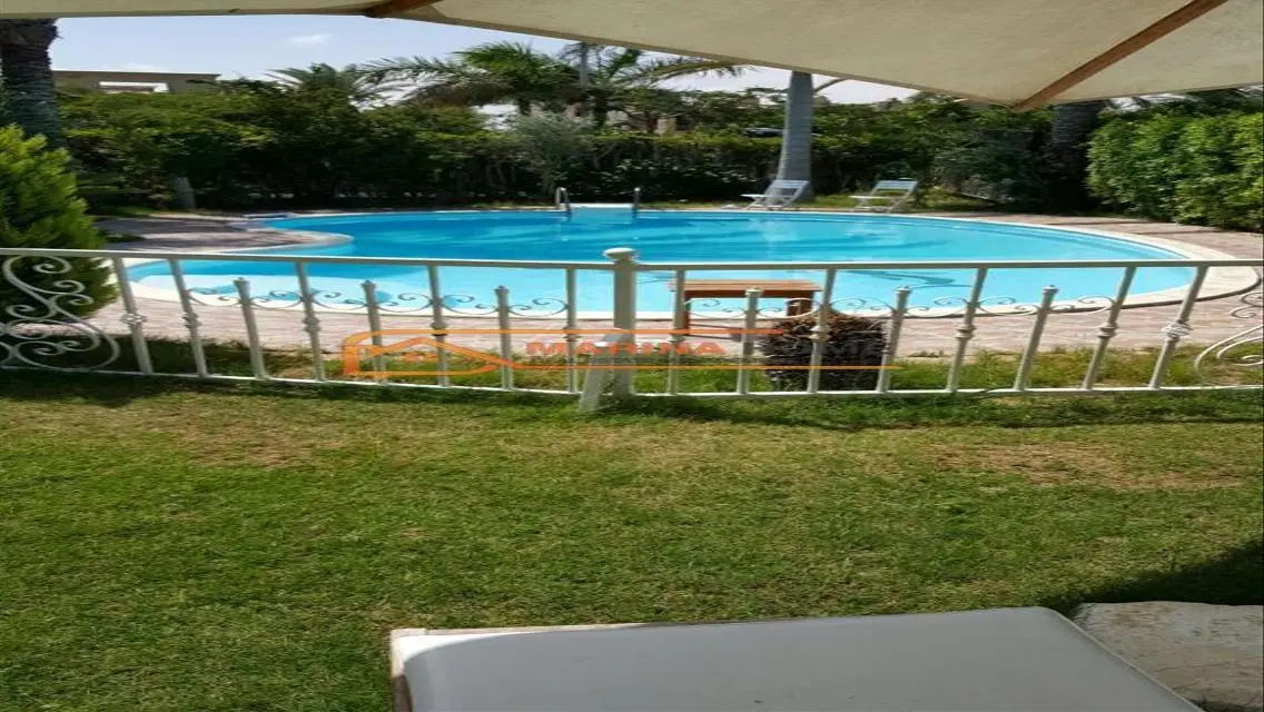 Stunning Villa for Sale in Marina - First Row on Rocky Lake
