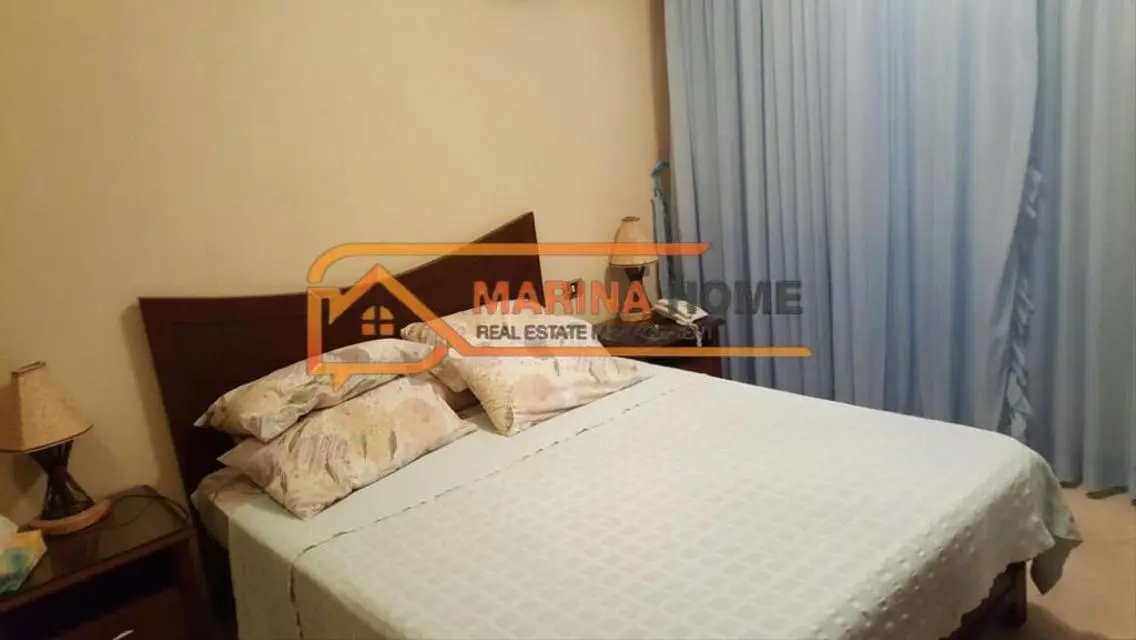 Stunning Villa for Sale in Marina - First Row on Rocky Lake