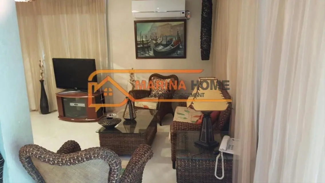 Stunning Villa for Sale in Marina - First Row on Rocky Lake