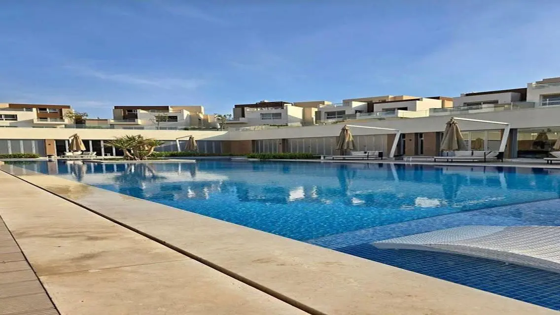 Luxurious Villa with Private Garden and Pool for Sale
