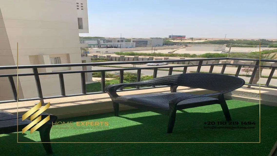 شقة فاخرة مع شرفة وإطلالة رائعة
