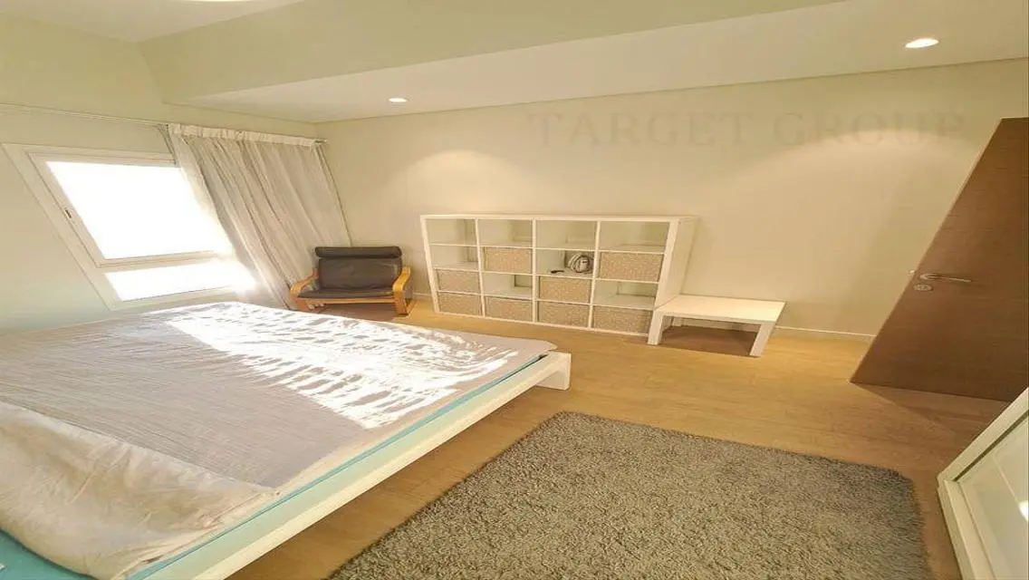 Luxury Apartment for Sale with 1100 Square Meters in Prime Location