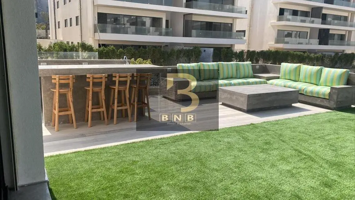 Amazing 3-Bedroom Apartment with Private Pool and Garden in Shrouk