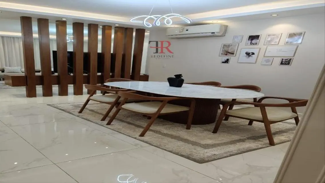 Luxury Apartment in Eastown – 200 sqm