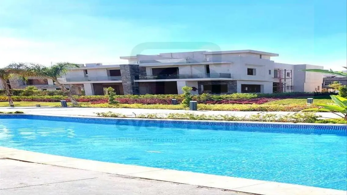 Luxury Apartment for Sale at Galleria Moon Valley