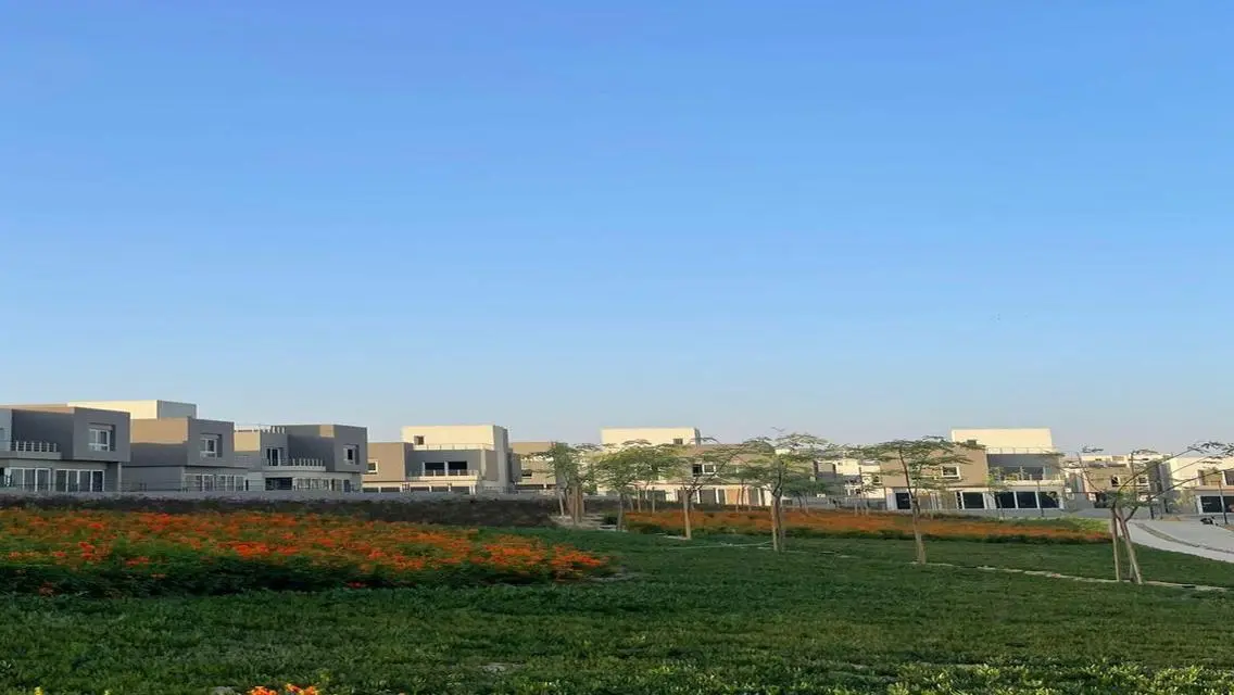 شقة فاخرة 3 غرف مع إطلالة على البحيرات