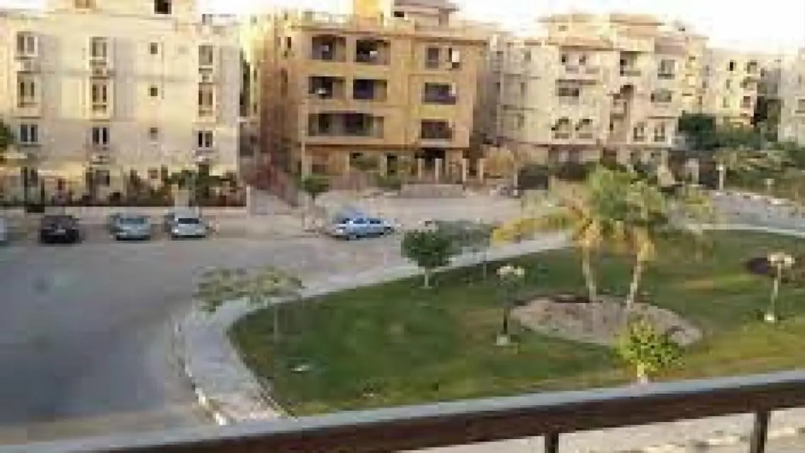 Luxury Apartment with Maid Room in the Heart of the City