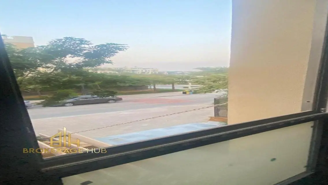 Luxury Apartment for Sale Overlooking Lakes at 18,375,000