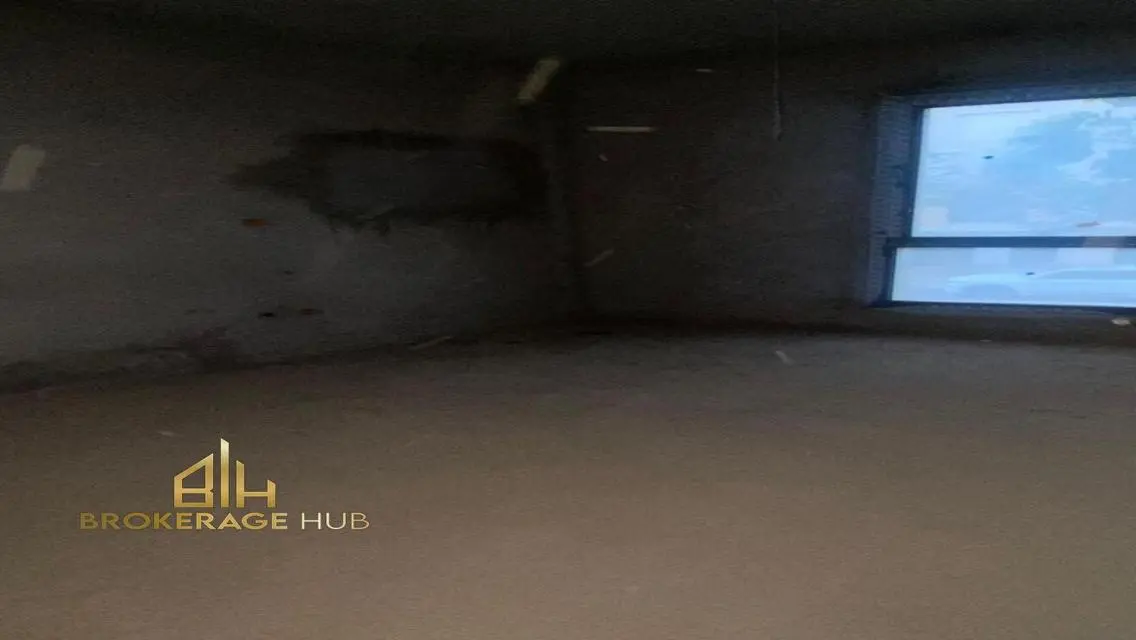 Luxury Apartment for Sale Overlooking Lakes at 18,375,000