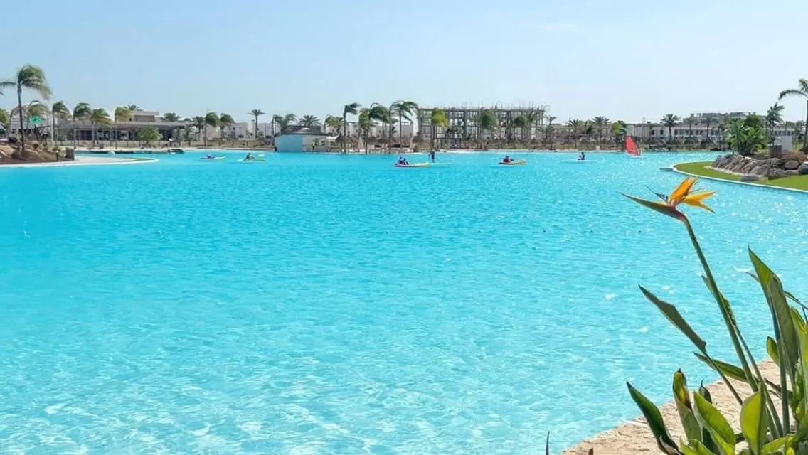 شاليه علوي بموقع مميز وإطلالة مباشرة على Lagoon