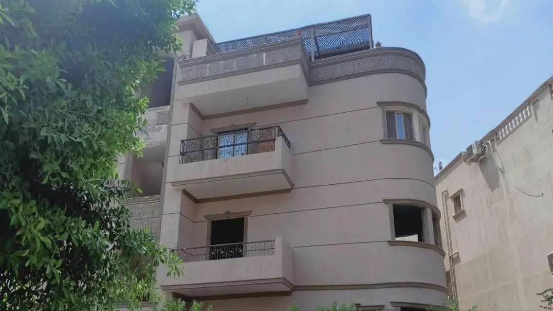 Luxurious Apartment for Sale - 350 sqm in City Center