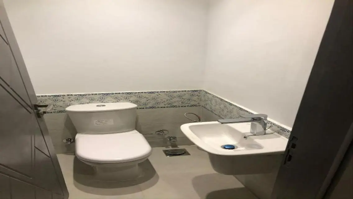 Luxurious Apartment Available Now - 320 sqm