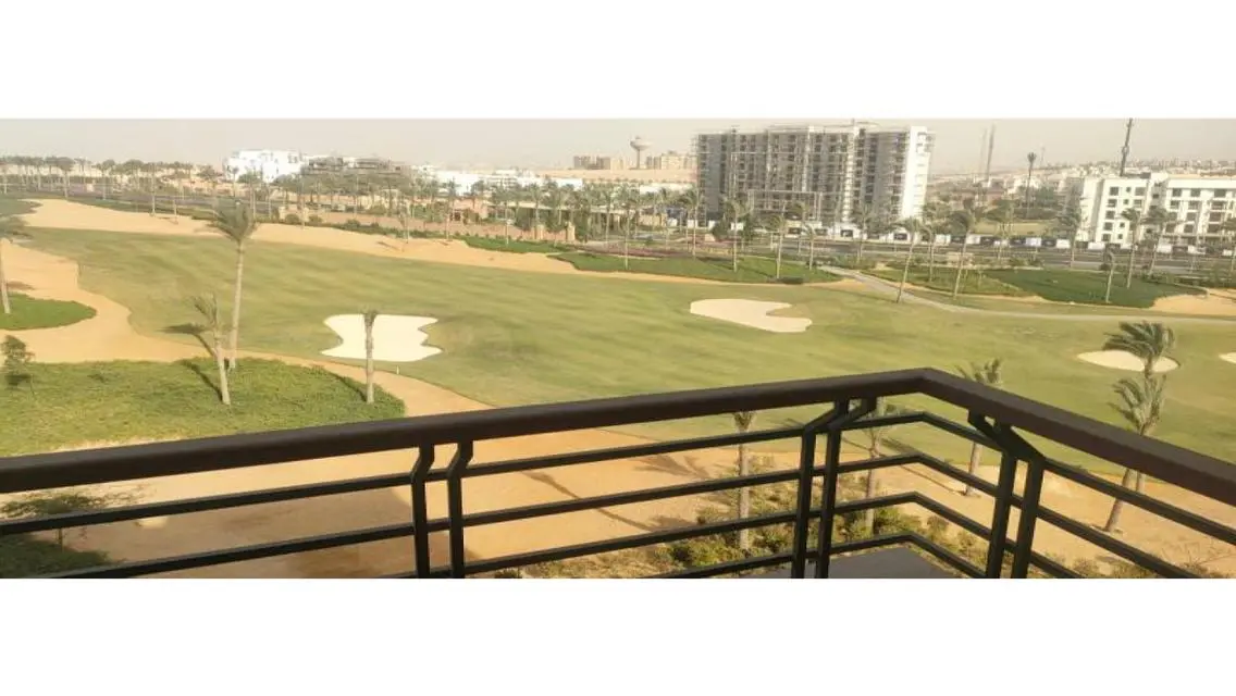 Luxury Apartment for Rent - Lakes View with Private Garden