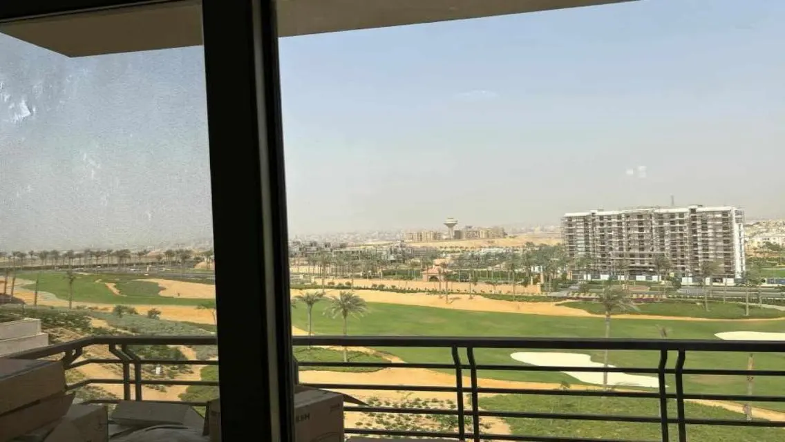 Luxury Apartment for Rent - Lakes View with Private Garden