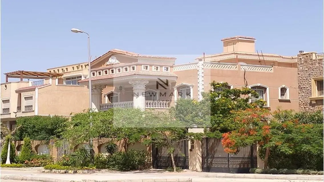Luxury Apartment with Spacious Area