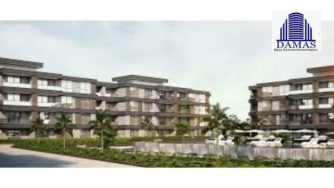 Modern 2 Bedroom Apartment with Private Garden and Balcony