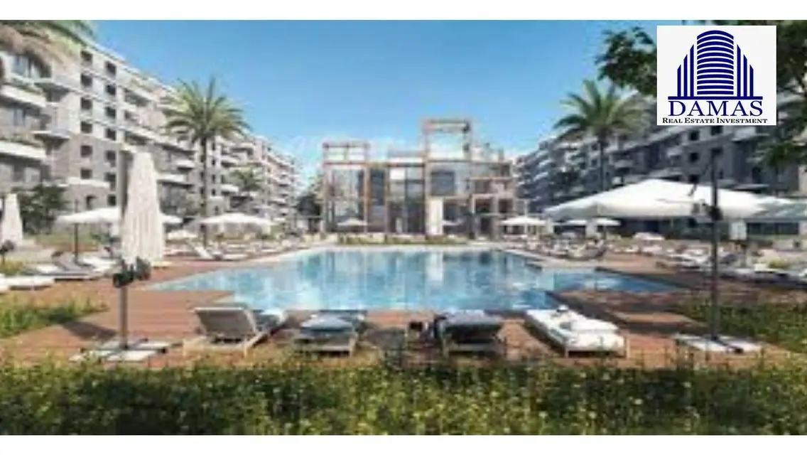 Modern 2 Bedroom Apartment with Private Garden and Balcony