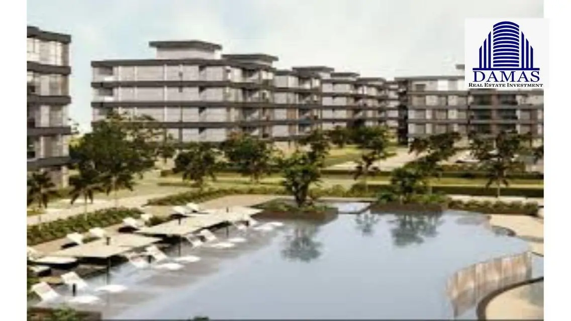 Modern 2 Bedroom Apartment with Private Garden and Balcony