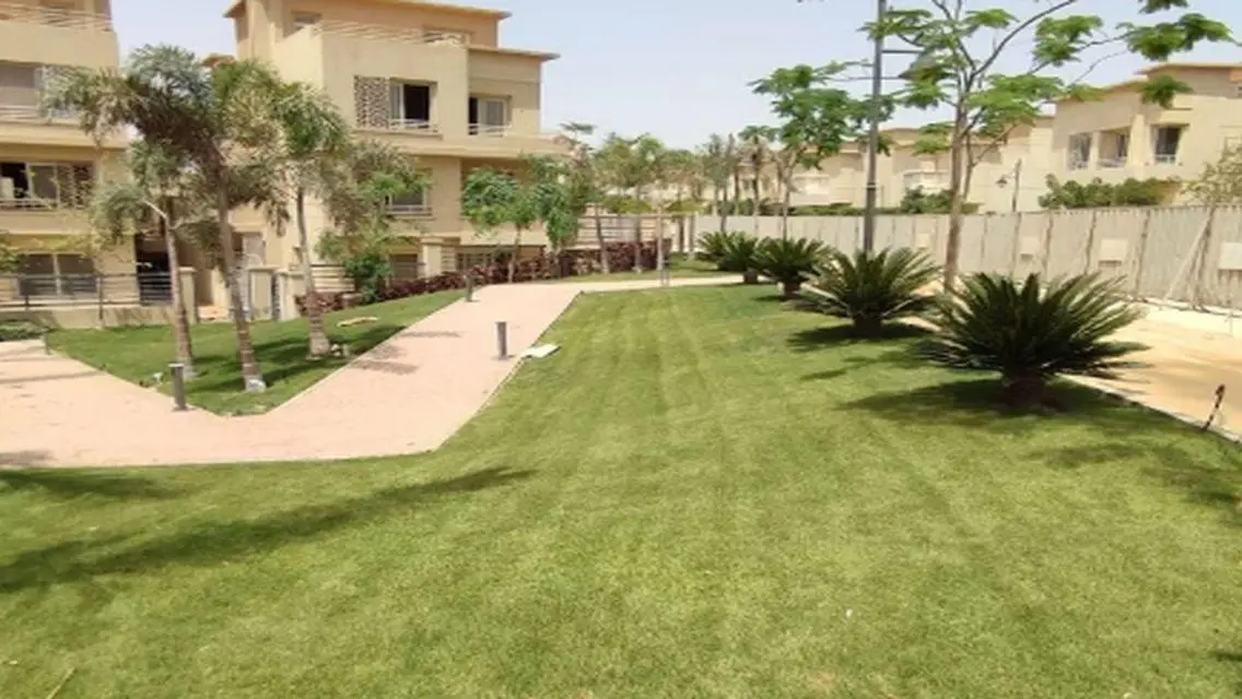 فيلا فاخرة للإيجار مع خدمات استثنائية